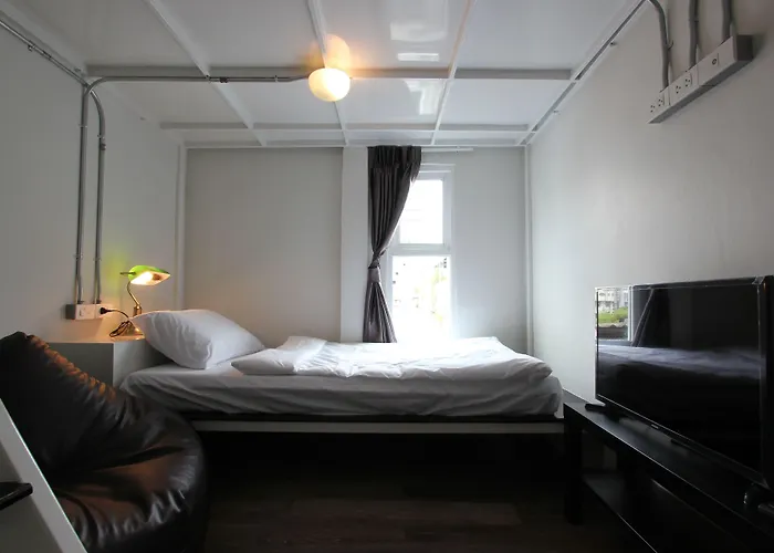 Hostal Diff *