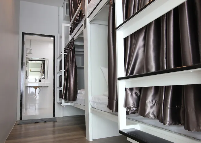 Diff Hostal Bangkok