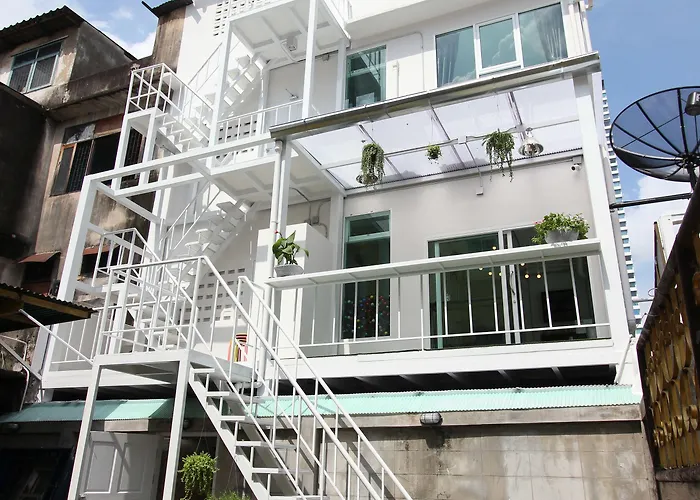 Hostal Diff *