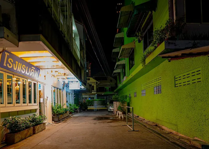 Hostal Diff Bangkok